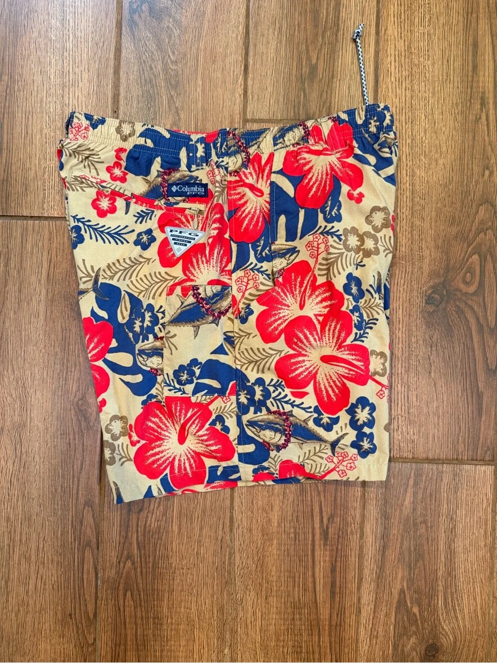 Columbia Tan Red Blue Floral Swim Trunks 6” / men’s small